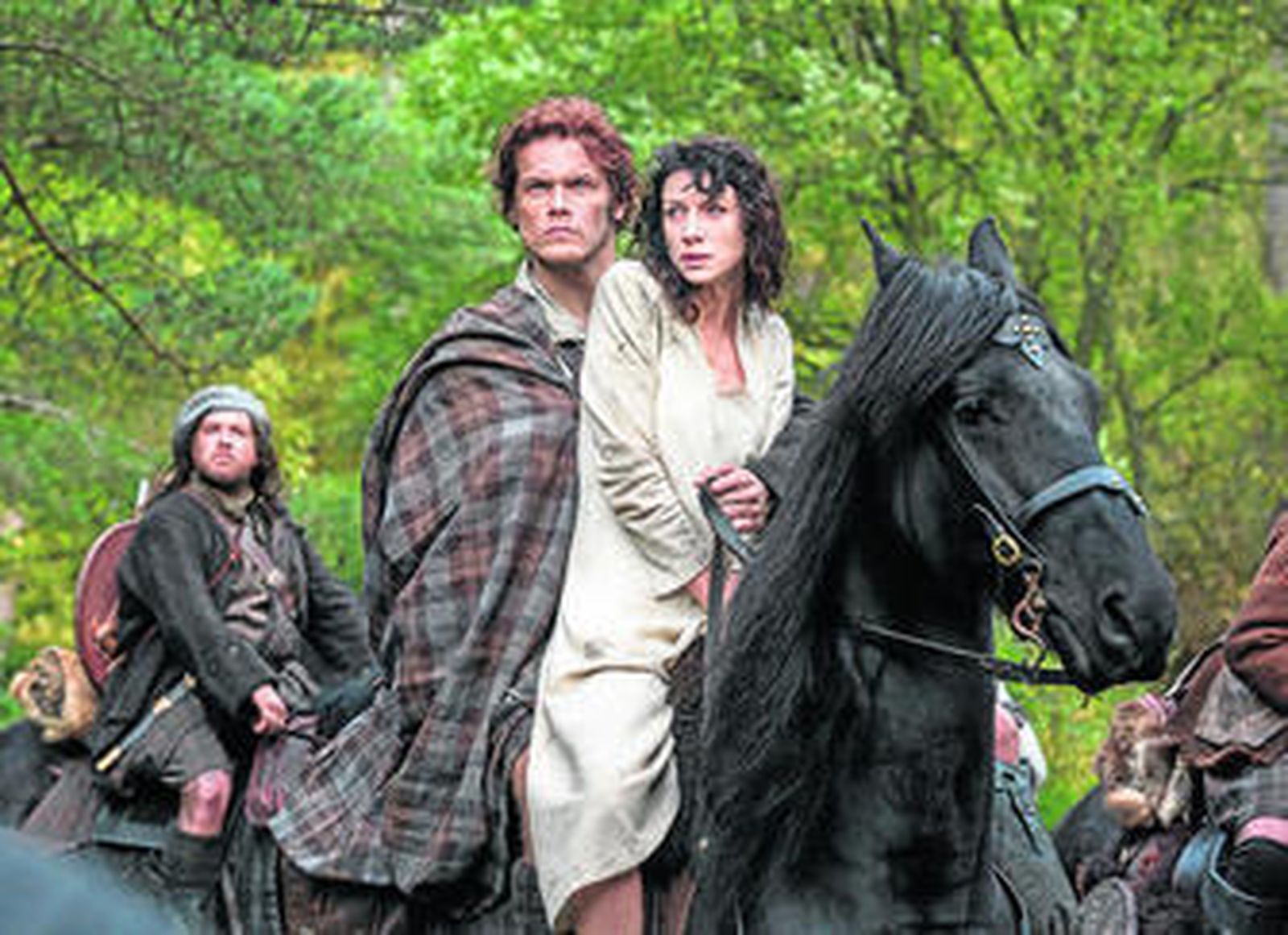 La pareja protagonista, Claire (Caitriona Balfe) y Jamie Fraser (Sam Heughan).