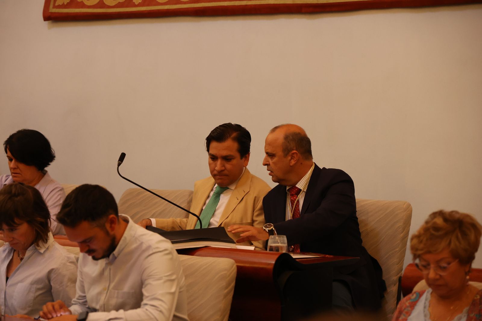 Los concejales de Vox en el Ayuntamiento de Jerez, durante el último pleno.