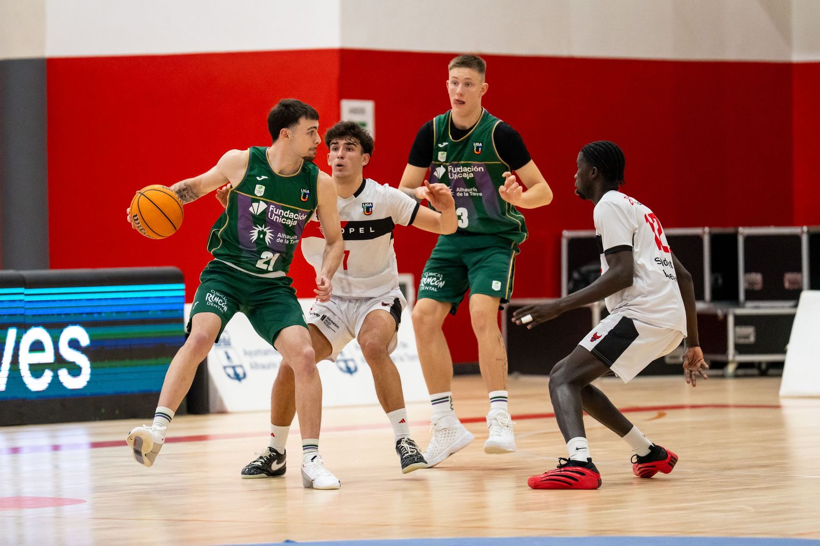 Liga U22: El Unicaja Alhaurín de la Torre somete al Granada (94-72)