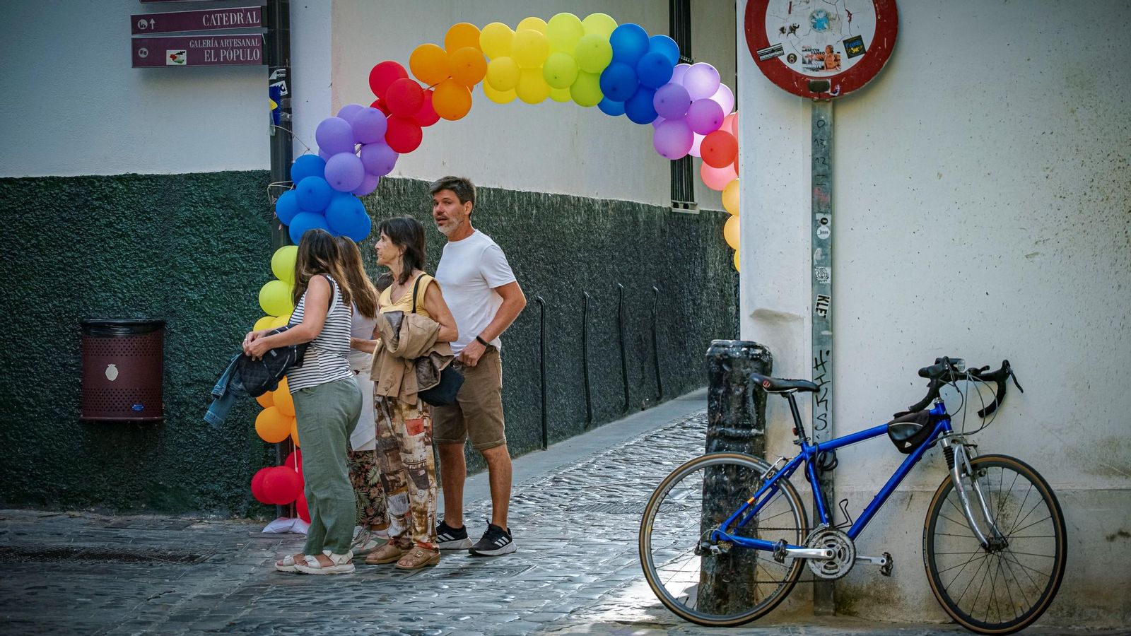 Decoración para el Orgullo en El Pópulo. Decoración para el Orgullo en El Pópulo.
