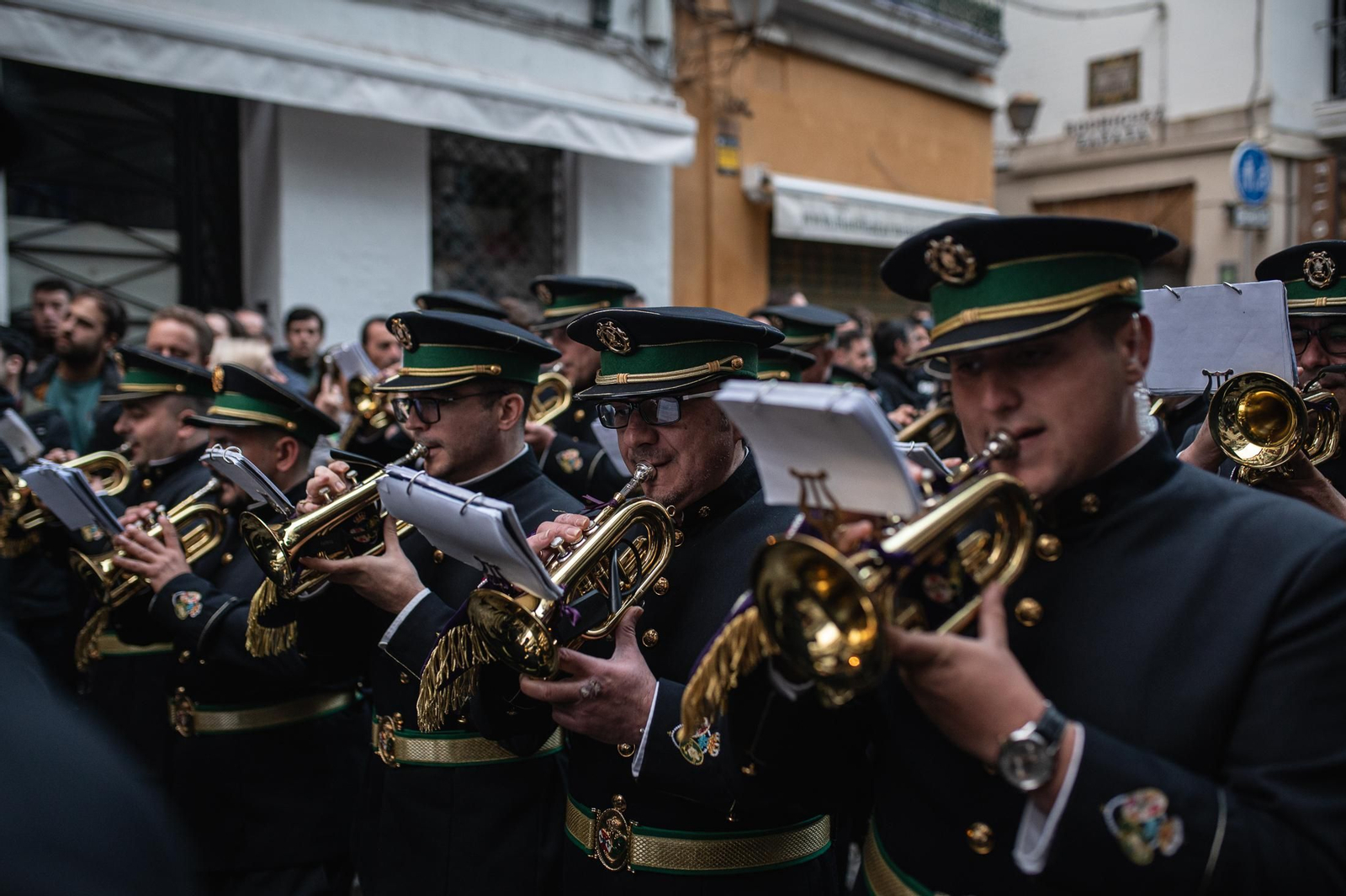 Las imágenes del regreso de la Hermandad del Buen Fin