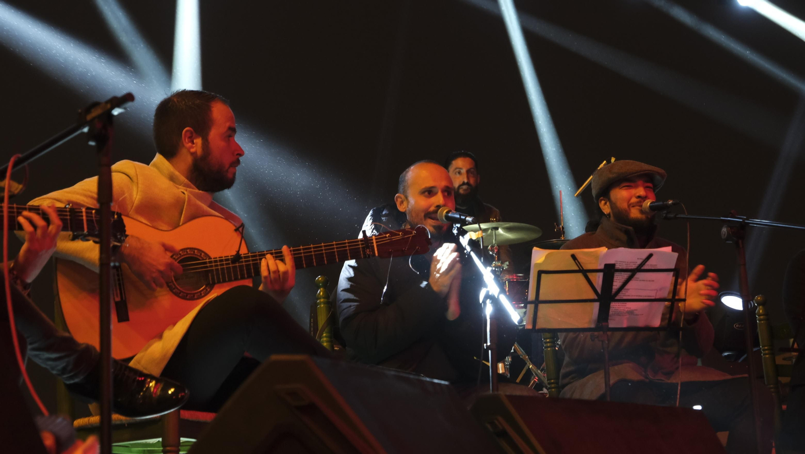 La Noche de las Candelas en el Mesón Gitano de Almería, en imágenes