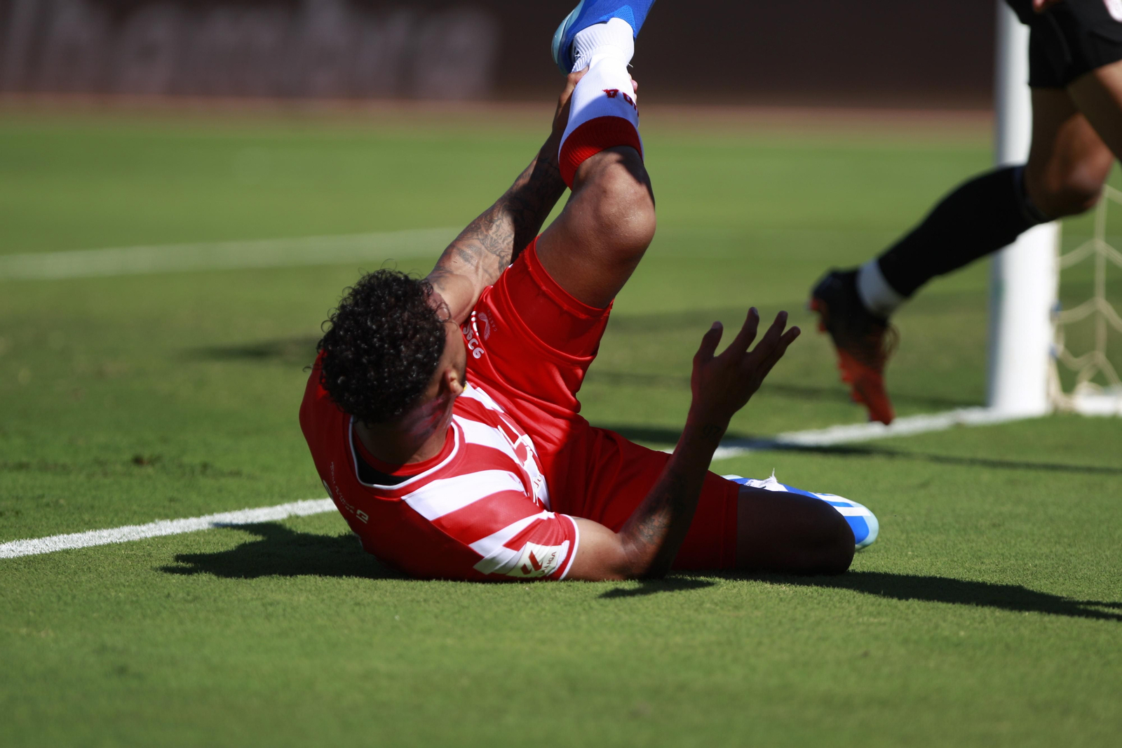 Imágenes del empate a 3 de la U.D. Almería y el Granada C.F.