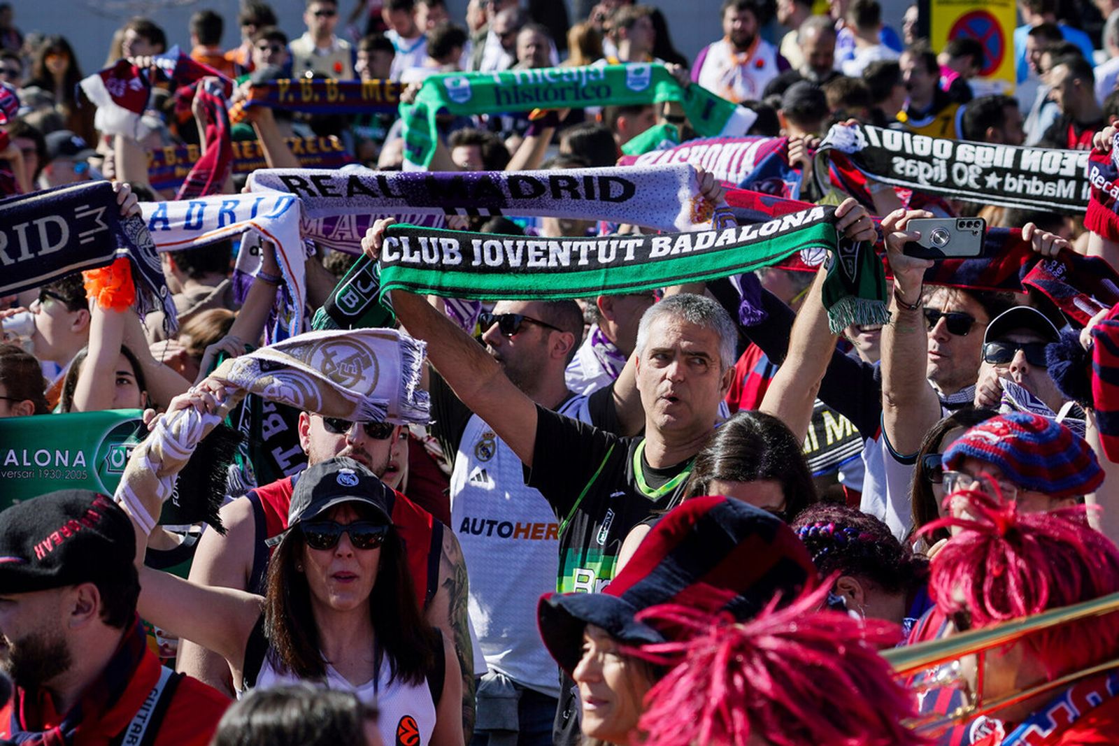 Las fotos del encuentro de aficiones de la Copa del Rey de Valencia