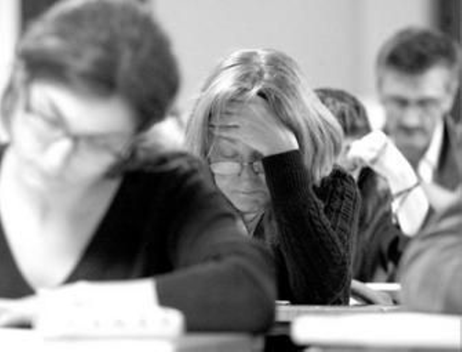 Alumnos de la Uned, durante una prueba cuatrimestral. Alumnos de la Uned, durante una prueba cuatrimestral.