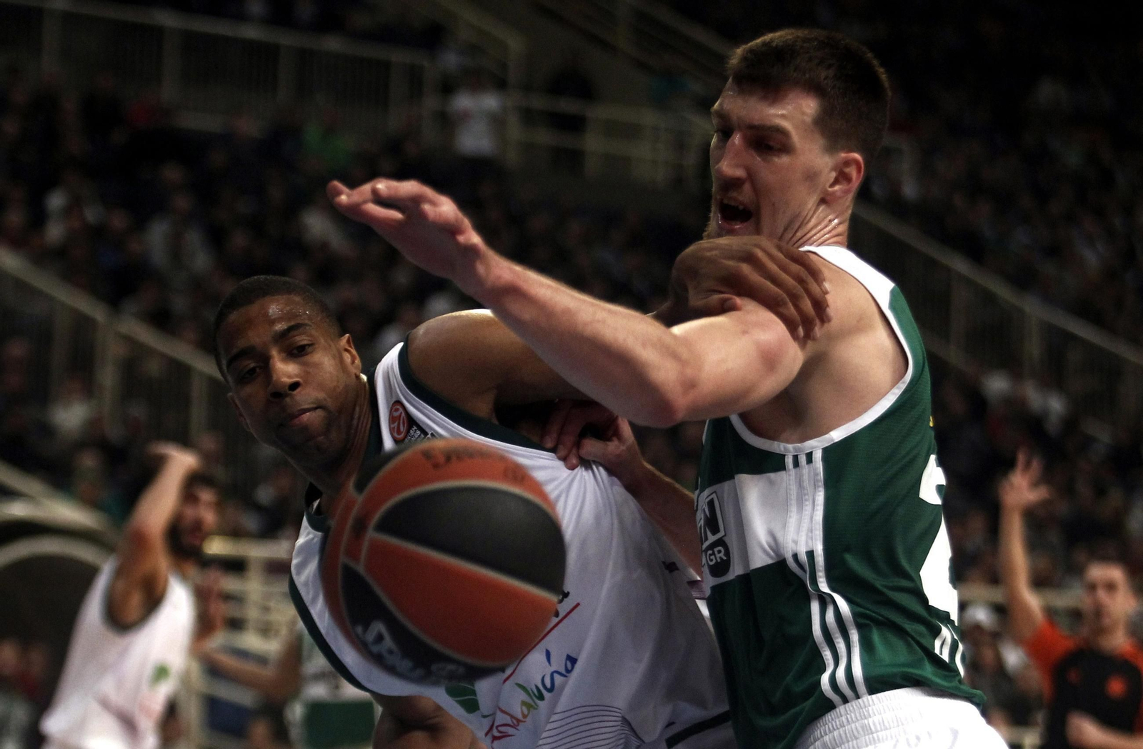 La carrera de Ognjen Kuzmic, en fotos