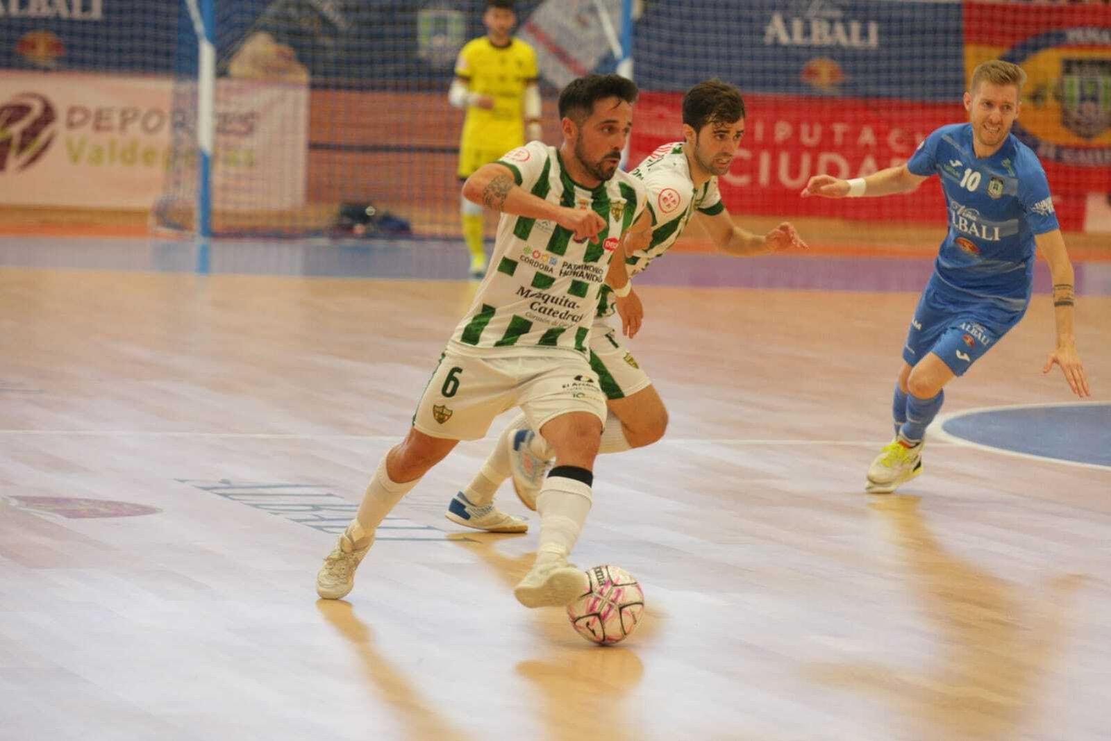 La derrota del Córdoba Futsal ante el Viña Albali Valdepeñas, en imágenes