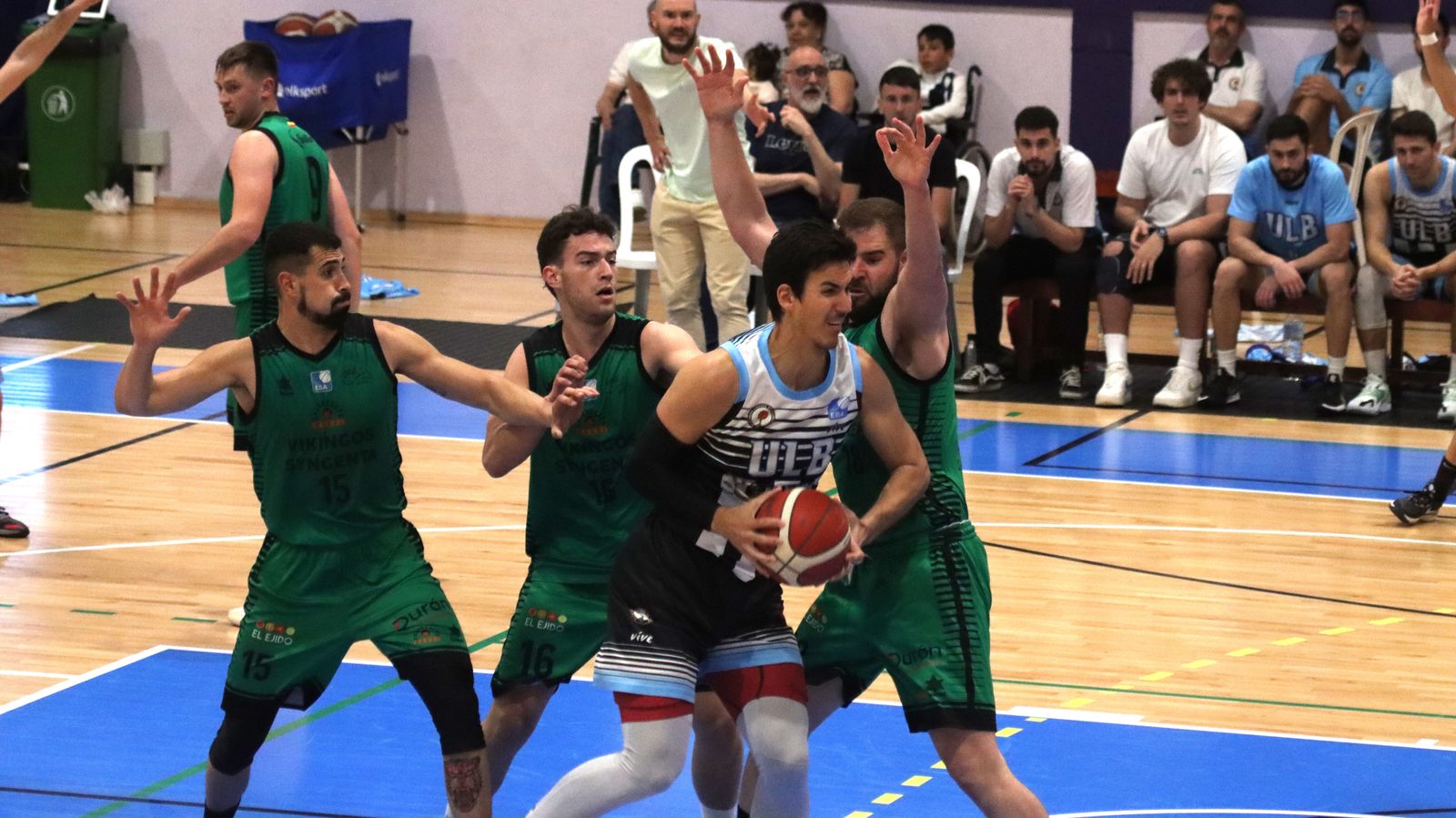 Las fotos del partido entre ULB - MURGI EL EJIDO