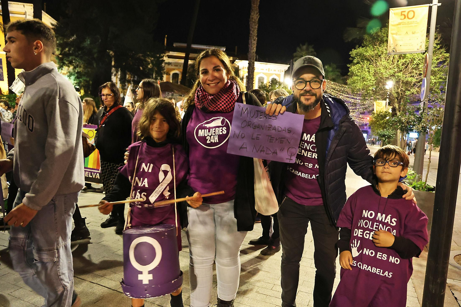 Imágenes de la Manifestación por el 25-N en Huelva