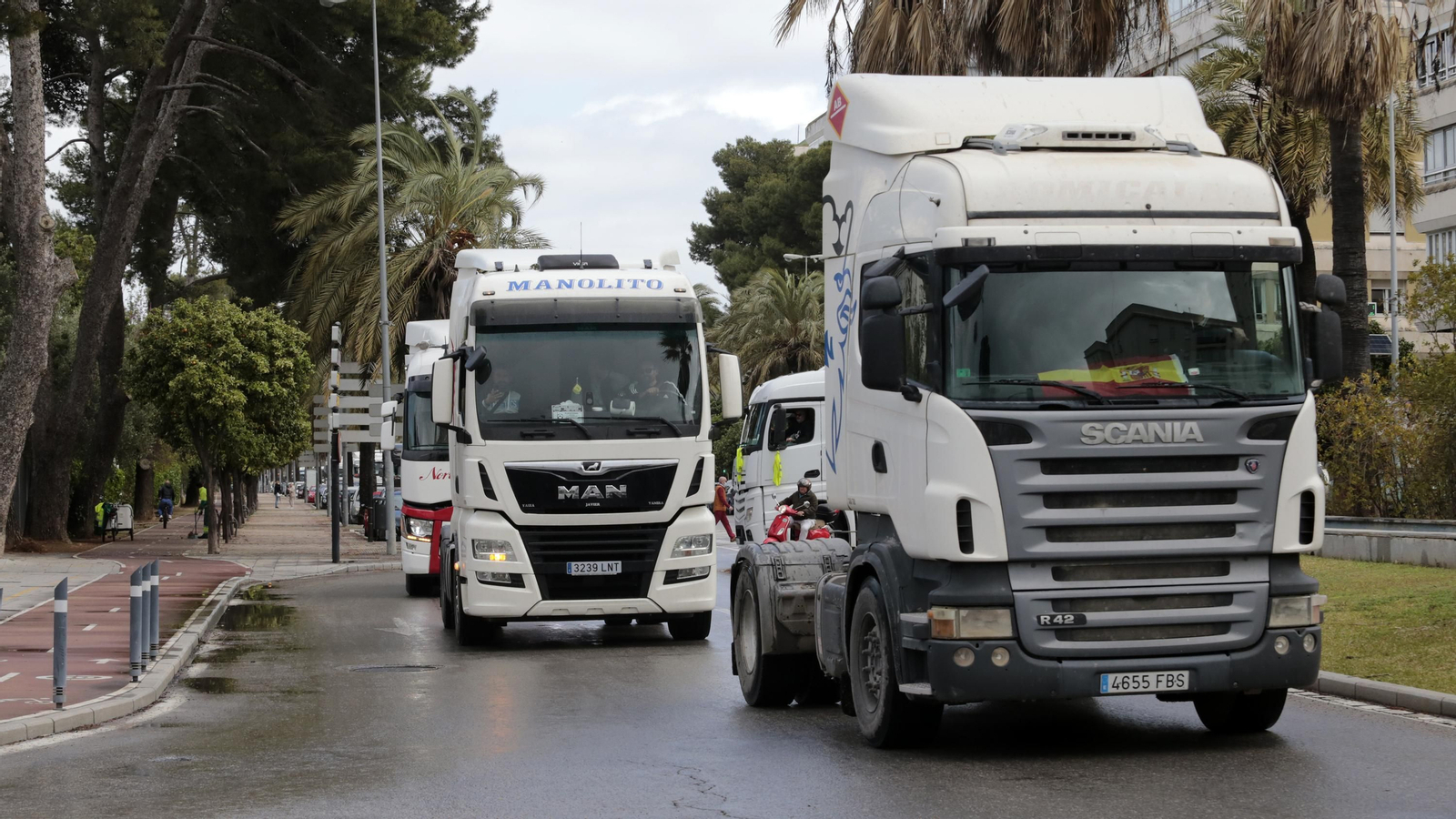 Caravana de transportistas por Jerez