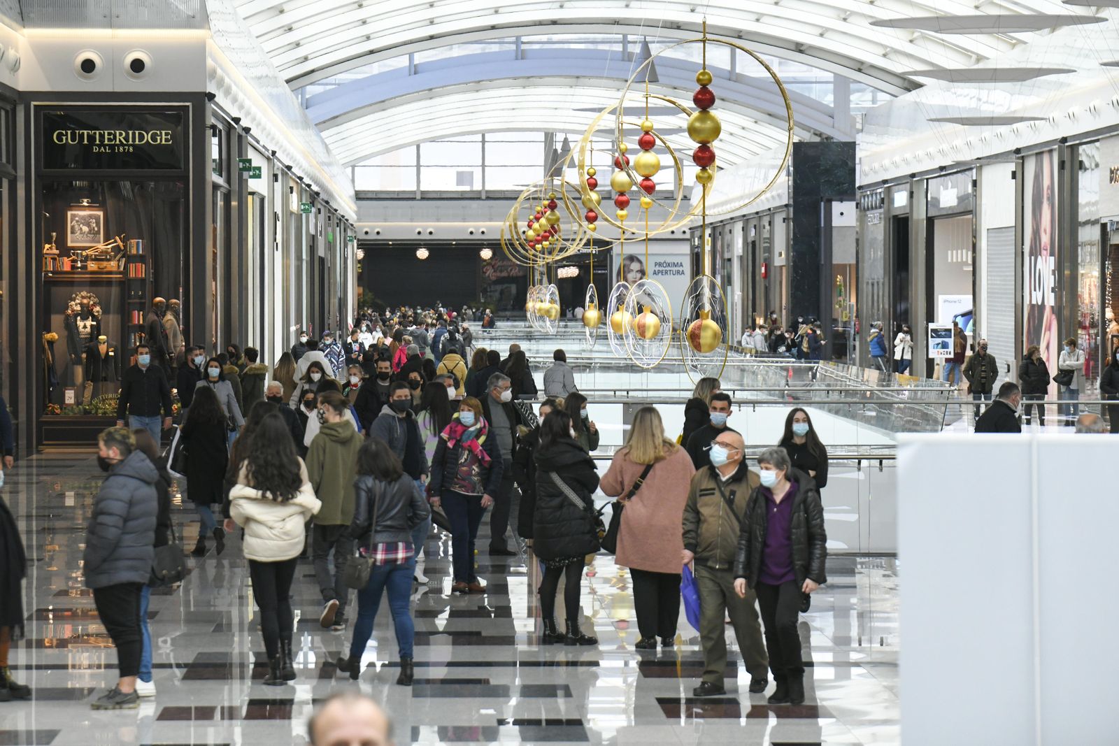 Fotos: las rebajas en el Nevada Shopping de Granada
