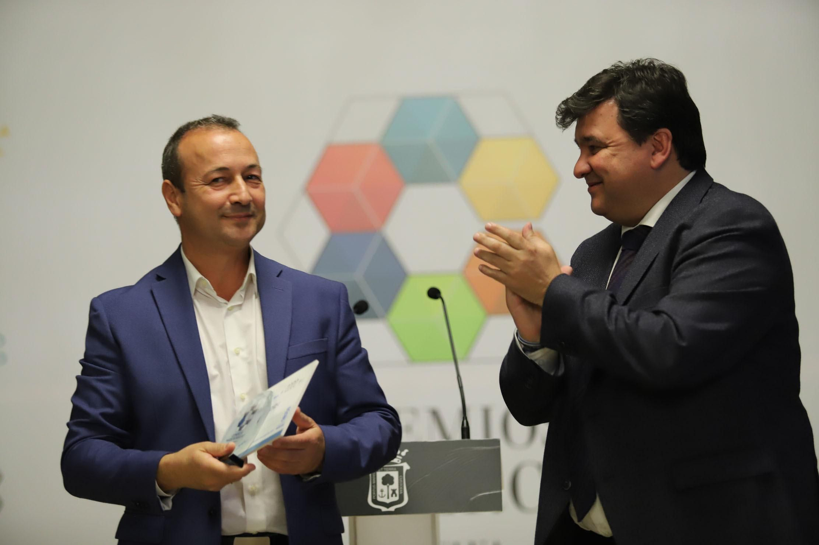 Imágenes de la entrega de los II Premios al Comercio de Huelva