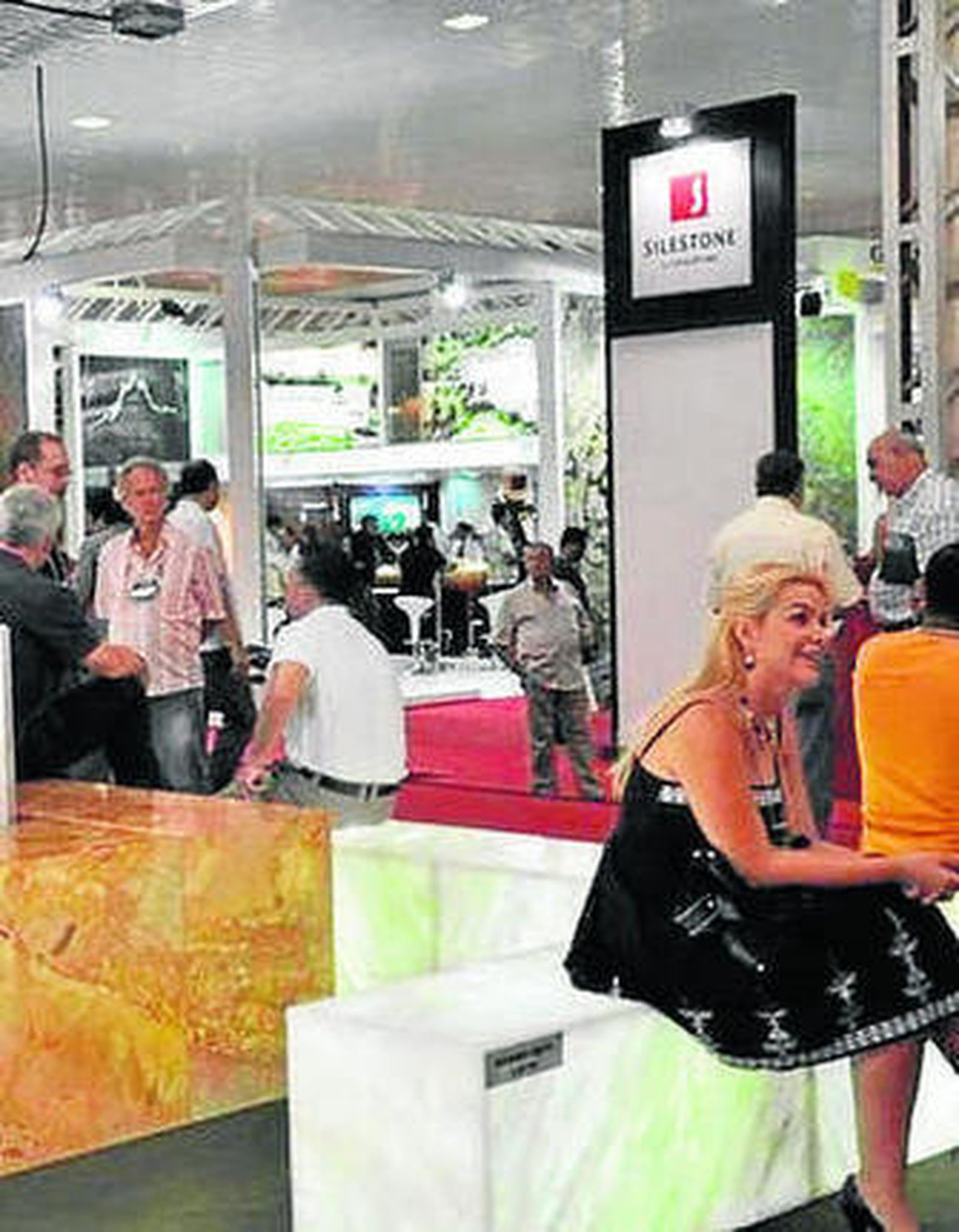 Expositor de Cosentino en Vitoria.