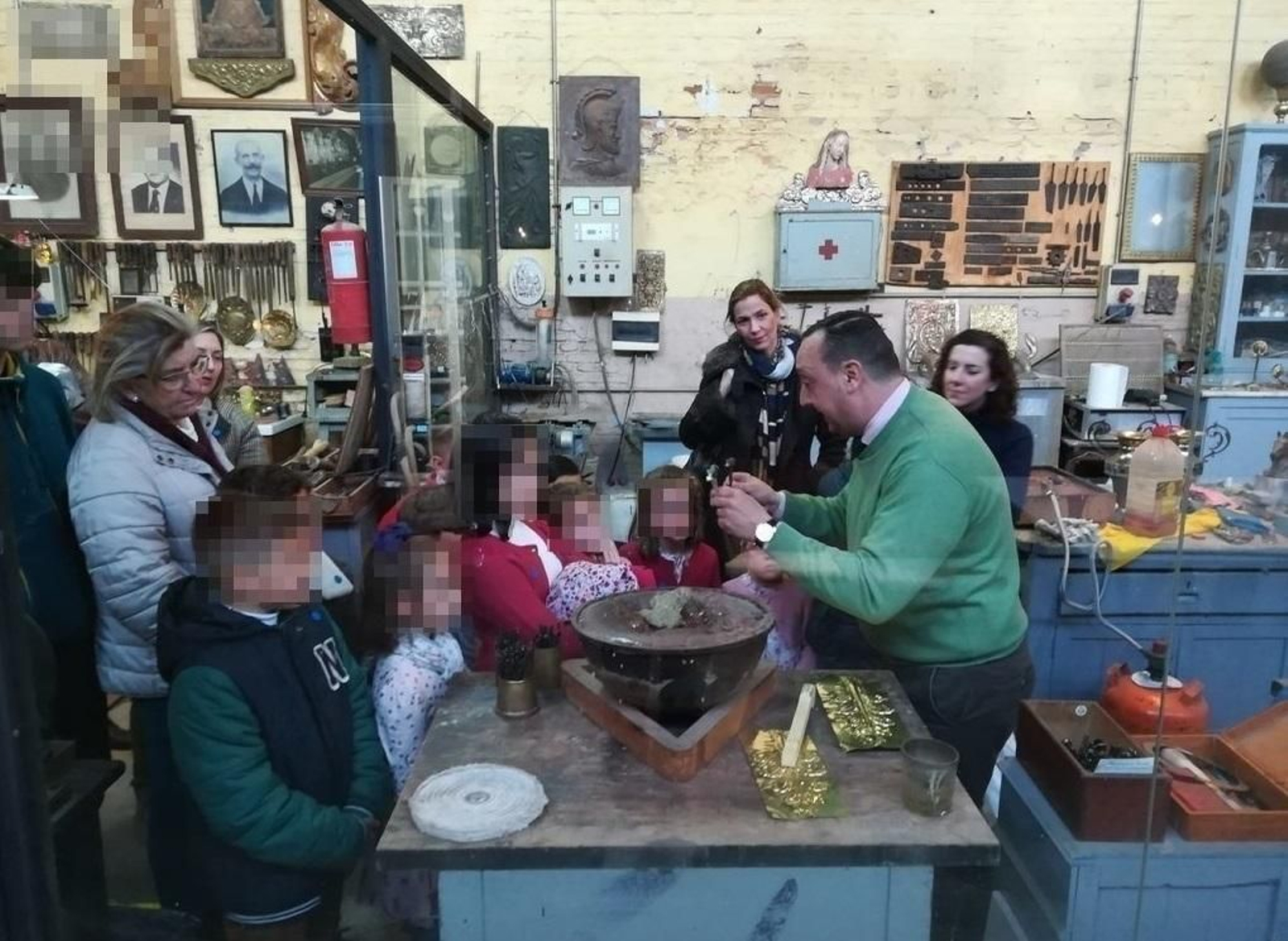 Taller para niños en Orfebrería Hermanos Seco.