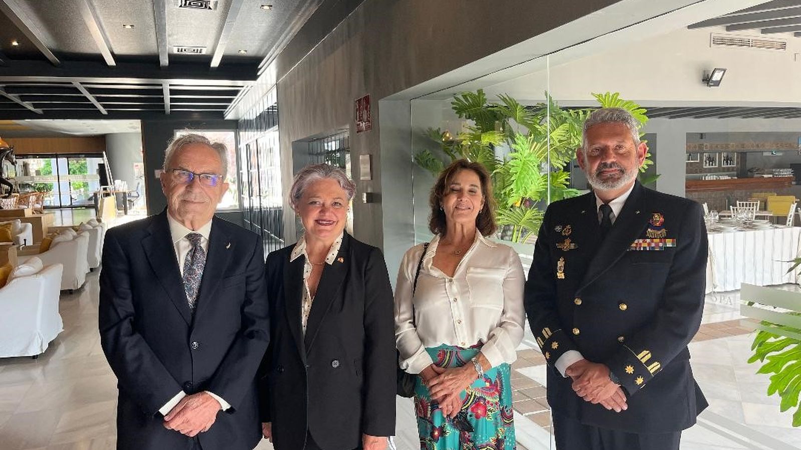 El matrimonio Núñez Triay, con Blanca Flores y Ángel Umbría.