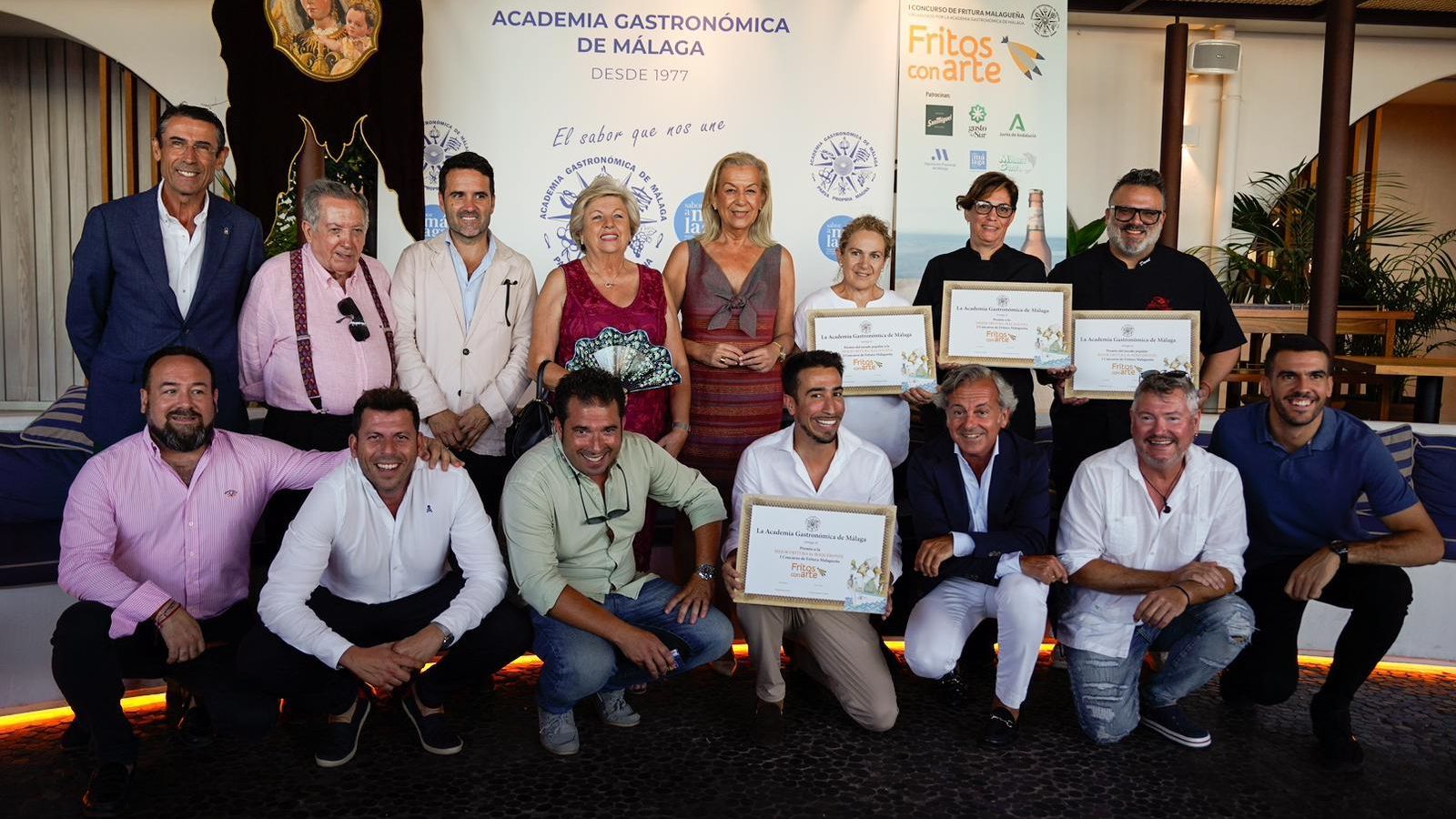 Las participantes y premiados del I Concurso de Fritura Malagueña Las participantes y premiados del I Concurso de Fritura Malagueña