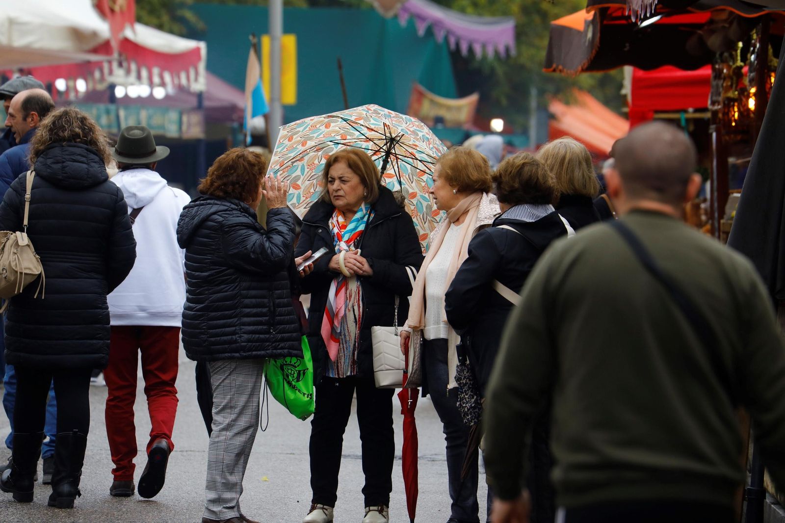 La borrasca Éowyn no consigue deslucir el Mercado Andalusí, en imágenes