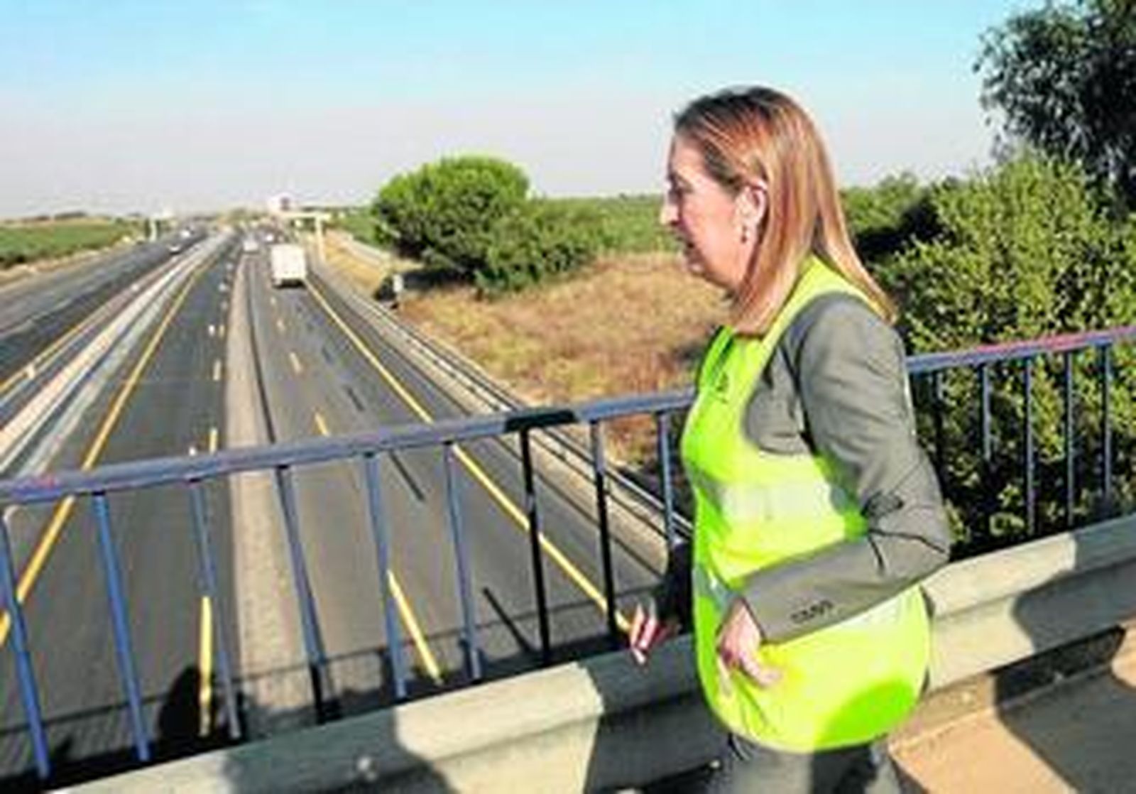 La ministra de Fomento, Ana Pastor, el pasado miércoles en Sevilla.