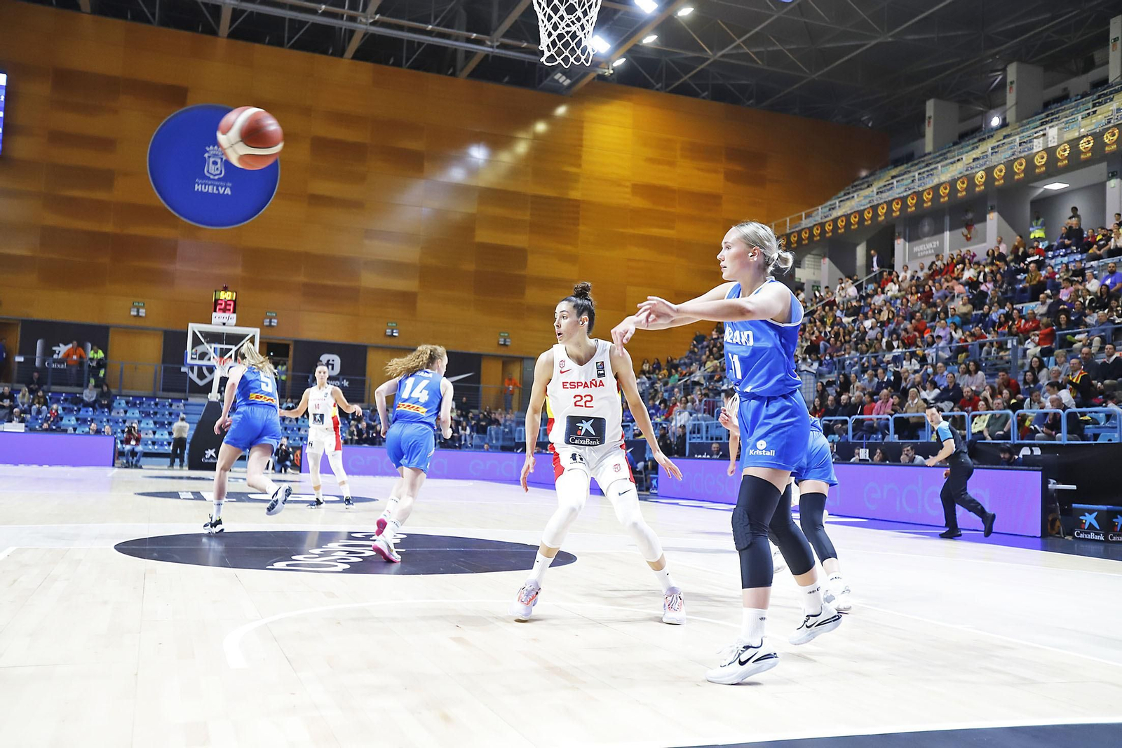 Imágenes del partido de la Selección Española femenina de baloncesto contra Islandia en Huelva