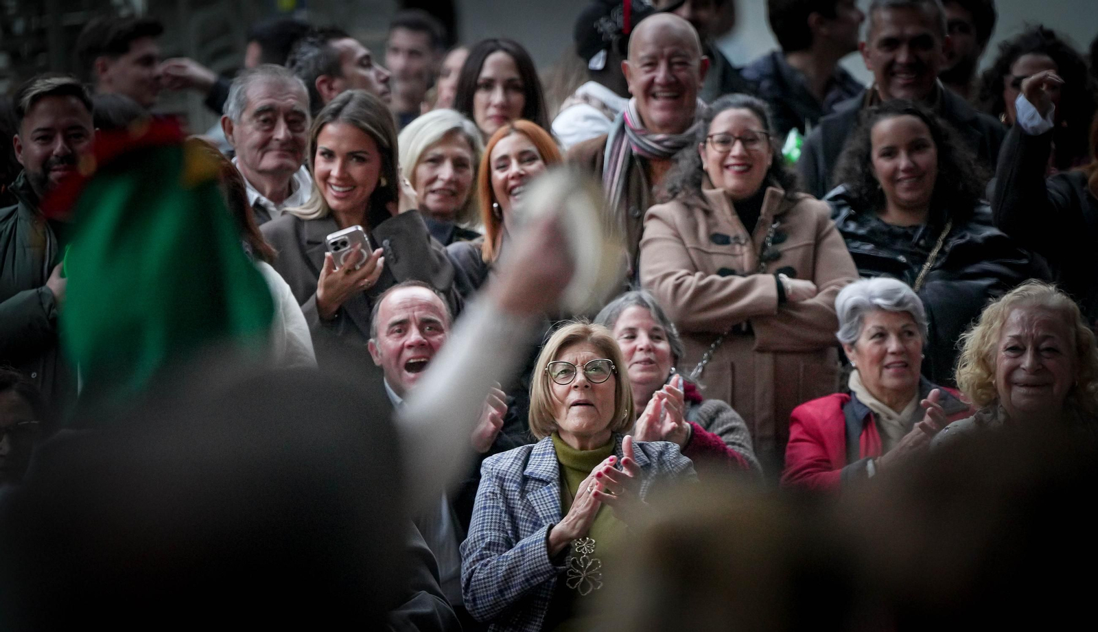 Imágenes del gran ambiente el primer día de zambombas en Jerez