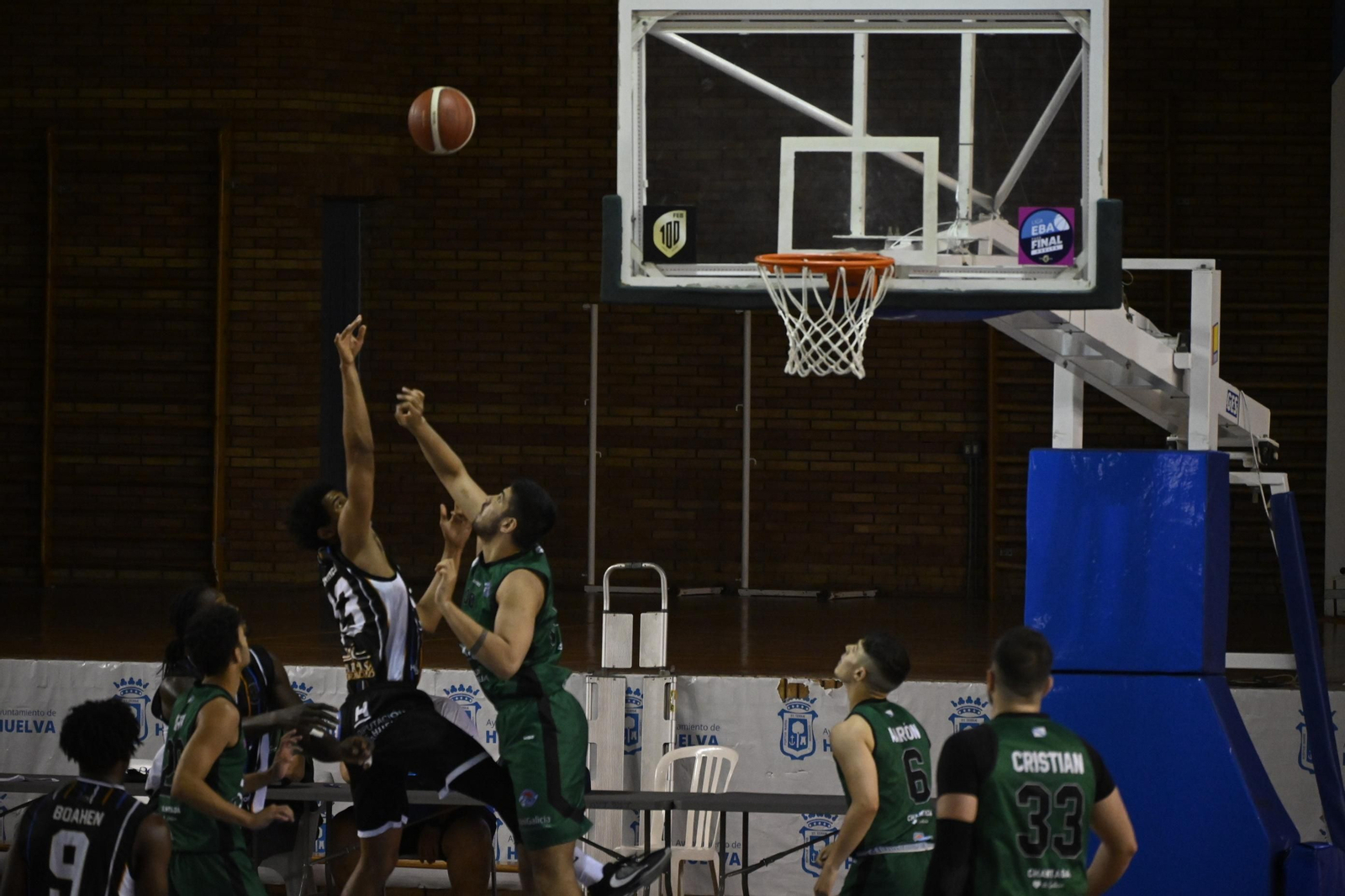 2 Jornada de la fase final de ascensos a LEB Plata entre el Huelva Comercio y el Ucoga Seguros Chantada