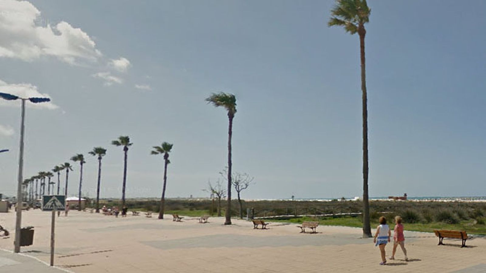 Paseo Atlántico a la altura del Hotel Bari