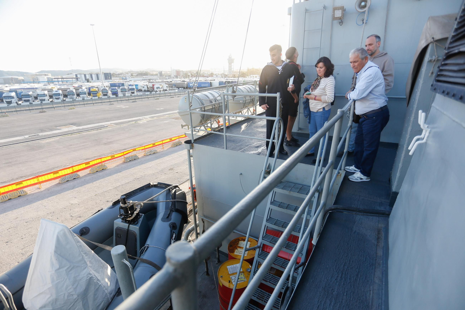 Fotos de la jornada de puertas abiertas del patrullero 'Vigía' en el Puerto de Algeciras