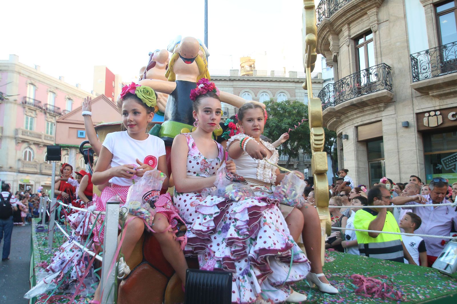 Fotogalería de la Batalla de Flores. Feria de Almería 2019