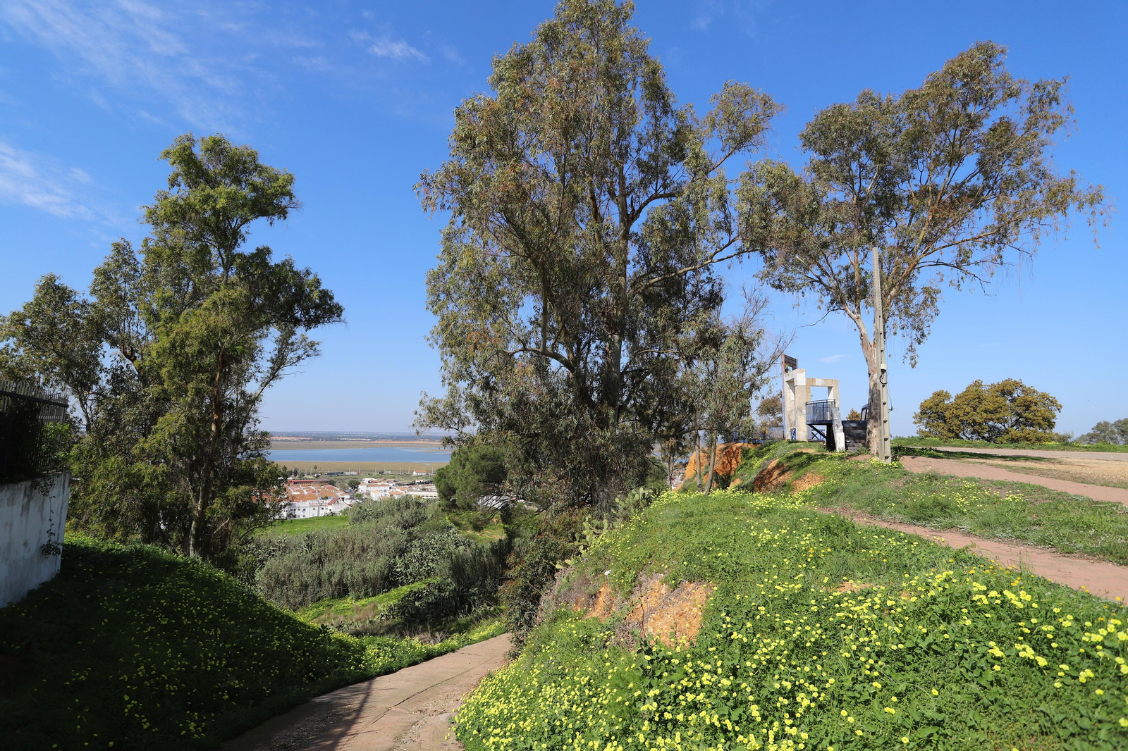 Imágenes del mirador del Conquero, de los cabezos y Fuentevieja