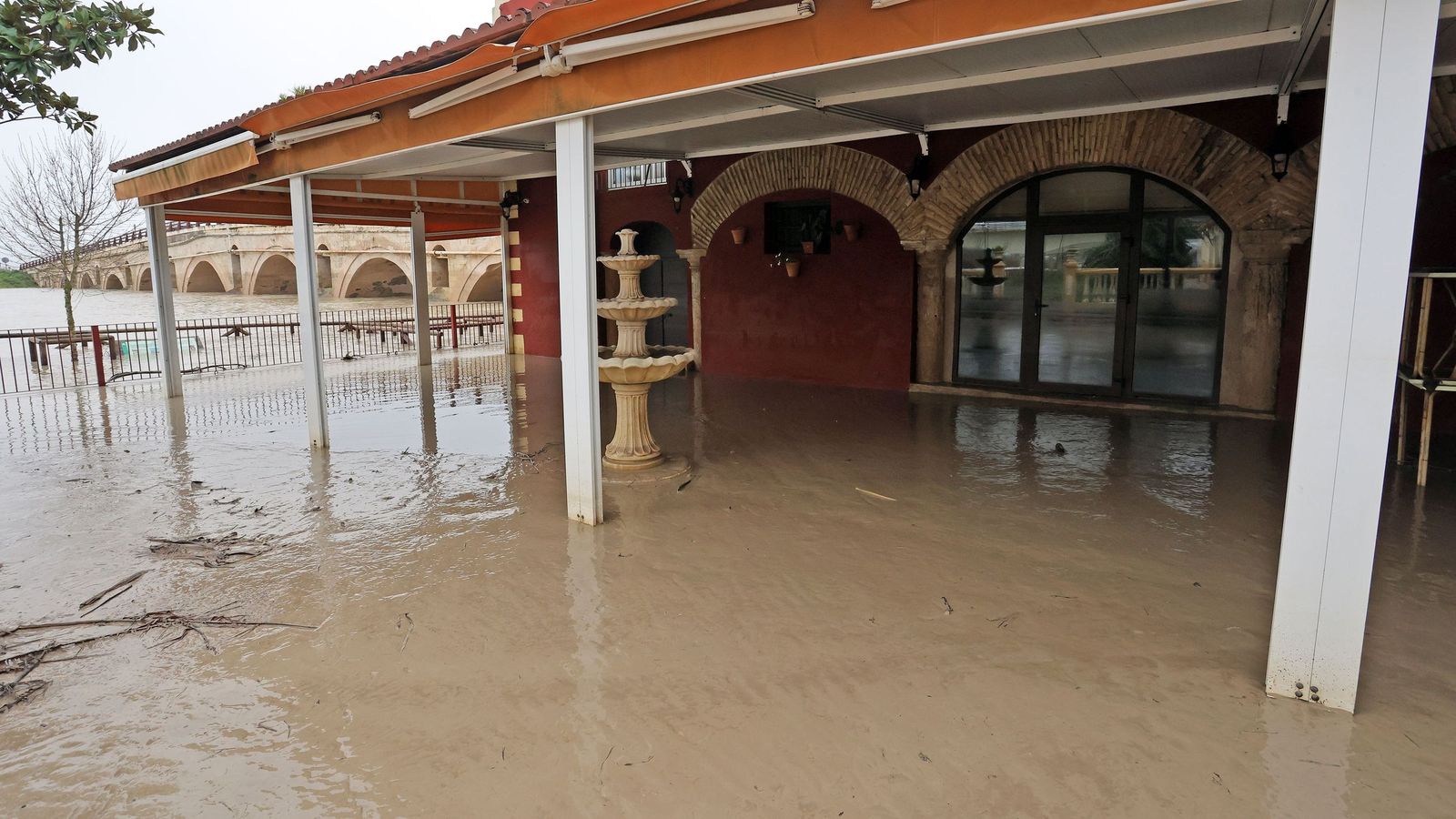 Vuelta a sus casa en La Ina, La Corta y El Portal
