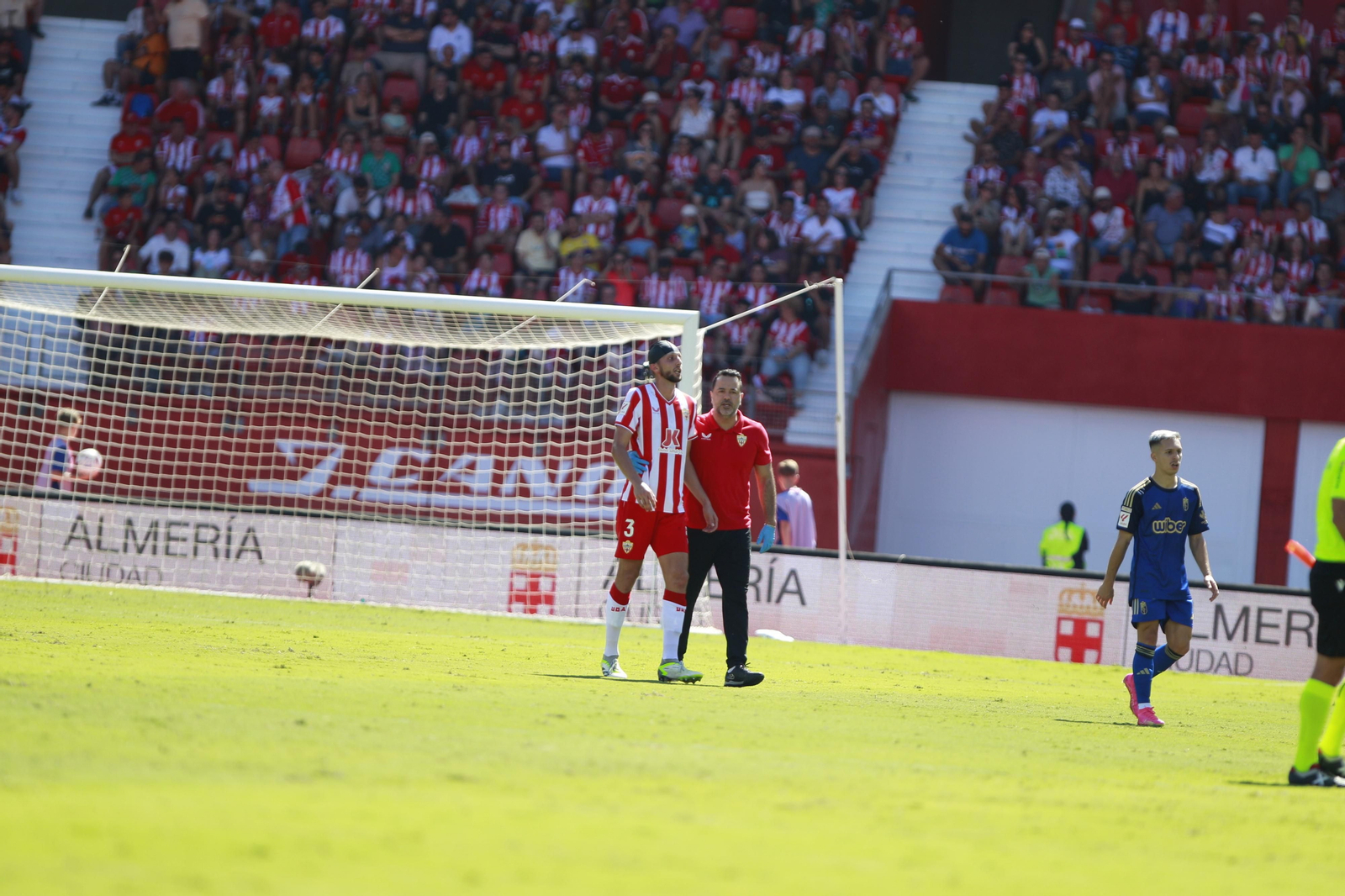 Imágenes del empate a 3 de la U.D. Almería y el Granada C.F.