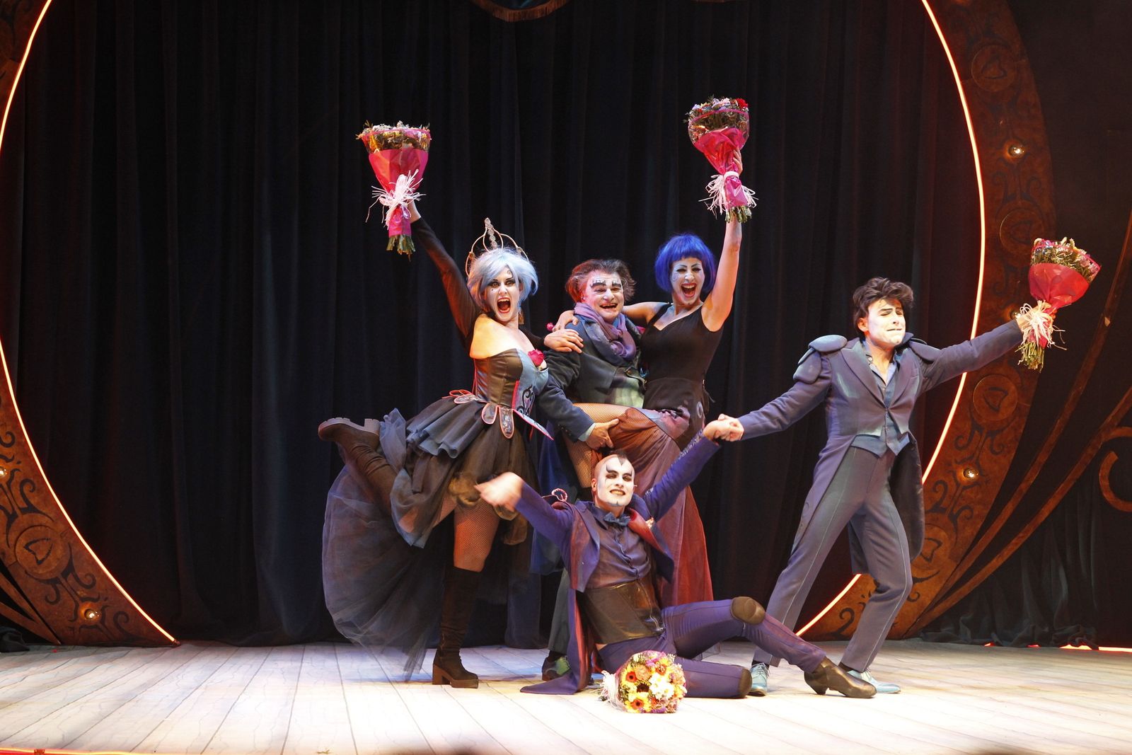 Yllana se despidió por todo lo alto con una gran ovación del público.