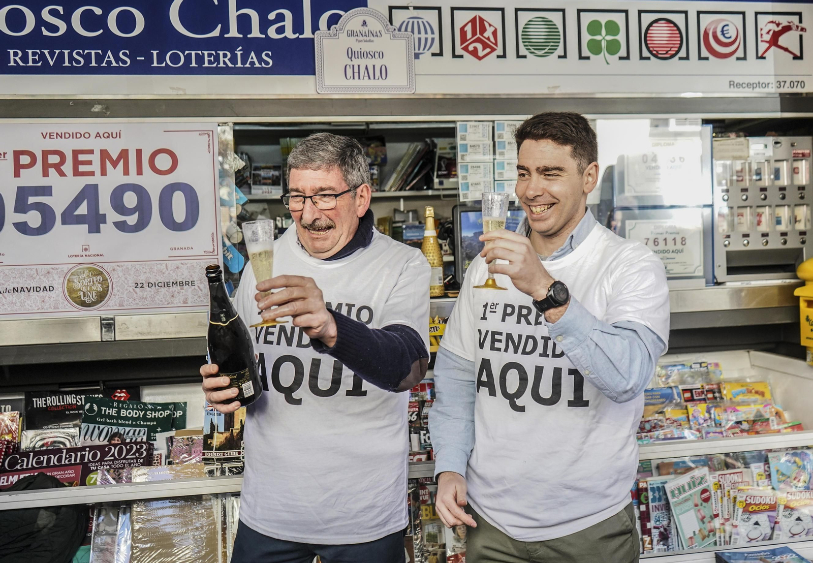 Así se ha celebrado el Gordo de la Lotería de Navidad en Granada capital