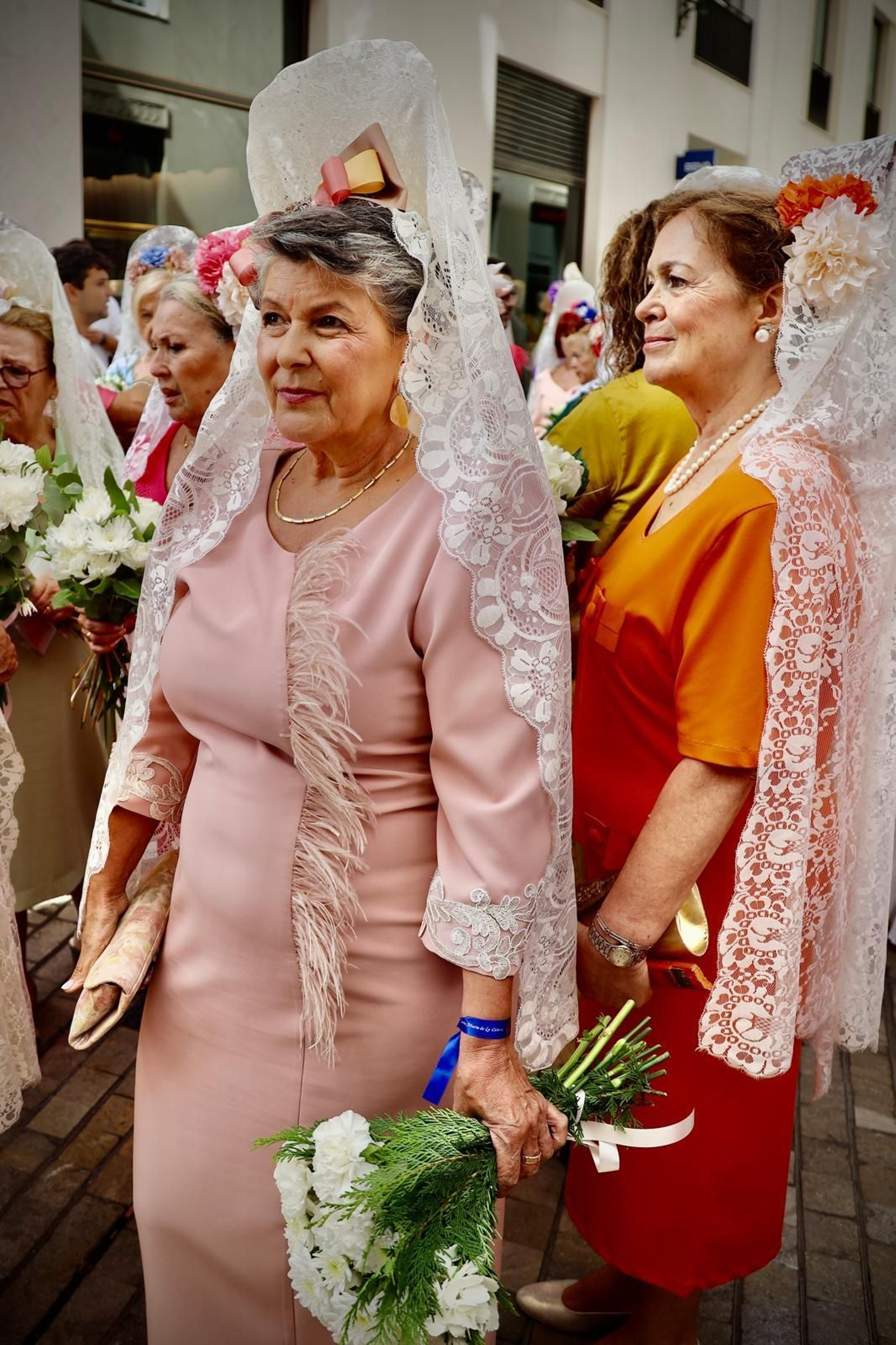 La misa estacional y el pasacalles previo a la procesión de la Victoria en Málaga, en imágenes