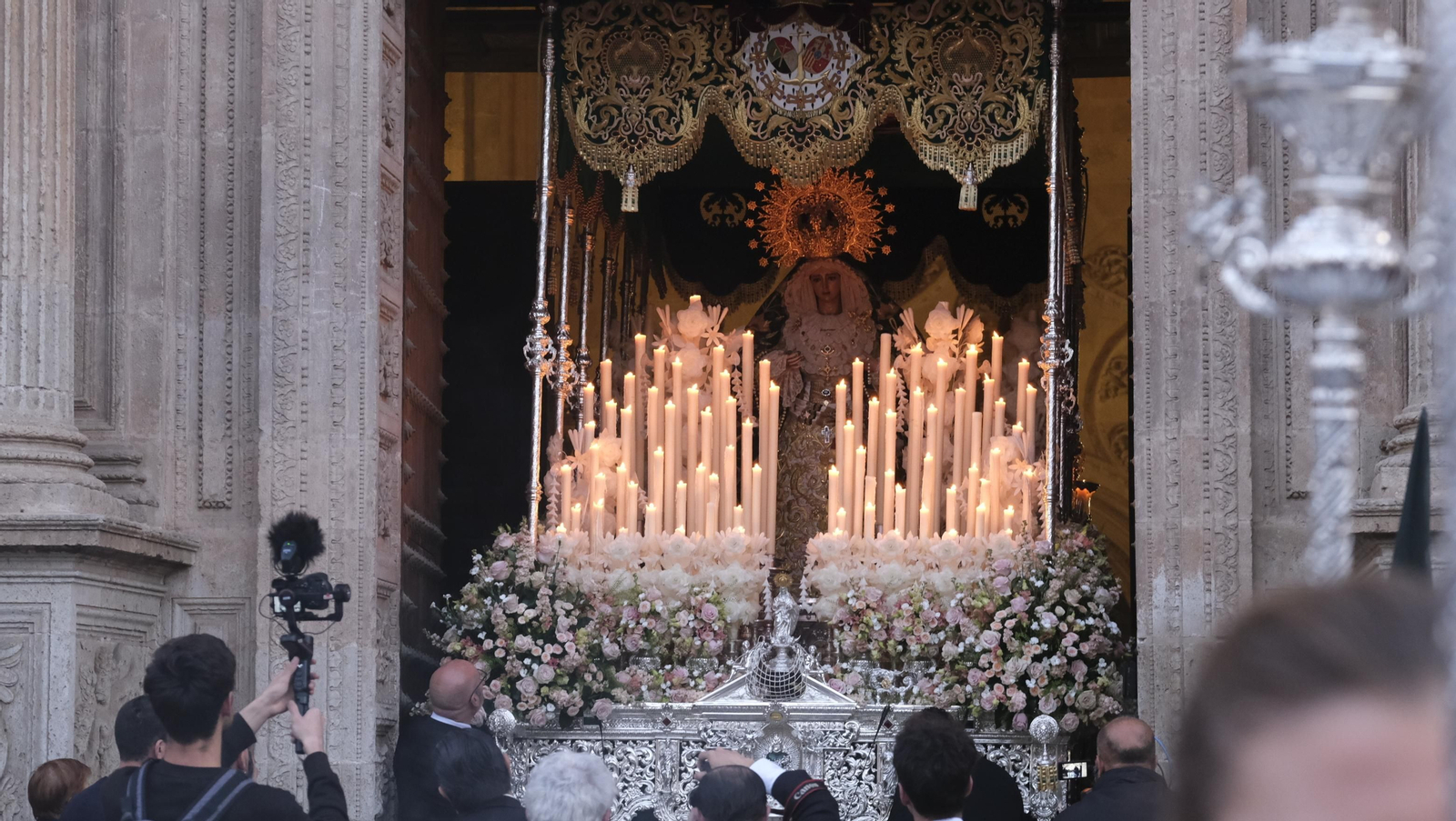 Procesión de Estudiantes en Almería, en imágenes