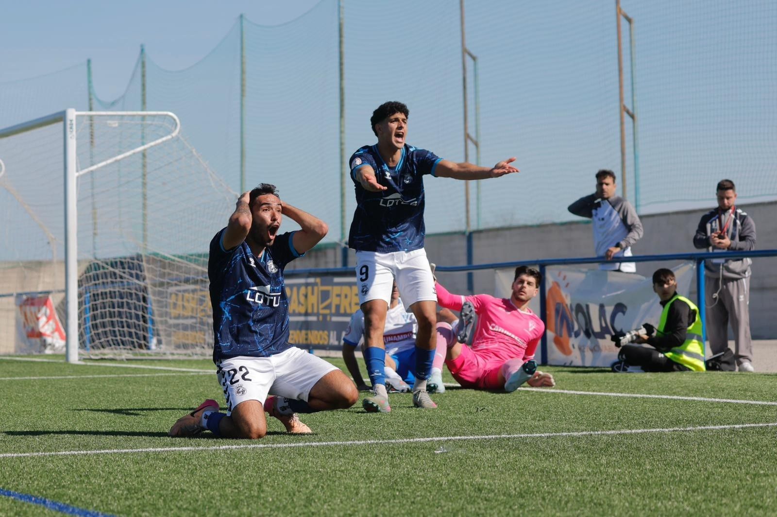 Las fotos del Castilleja-Balona de Tercera Federación (1-1)