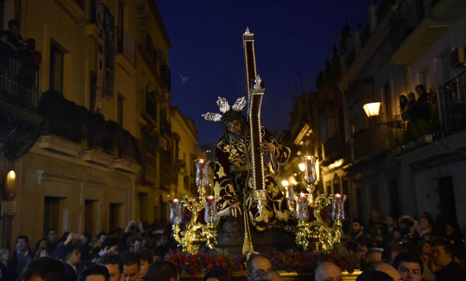 Traslado del Cristo de las Tres Caídas y la Virgen de la Esperanza de Triana a Santa Ana