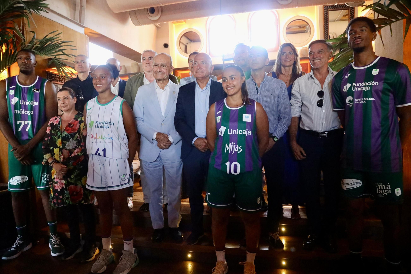La presentación de las nuevas equipaciones del Unicaja, en fotos