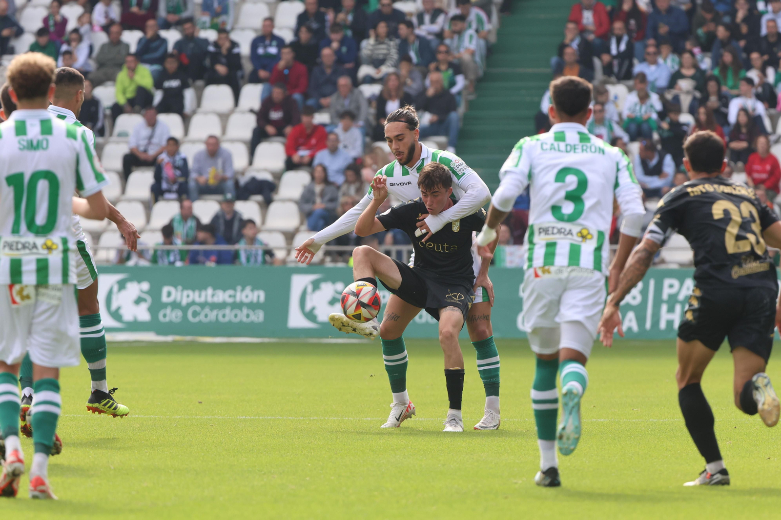 Córdoba CF - Ceuta: Las mejores fotos del partido en El Arcángel