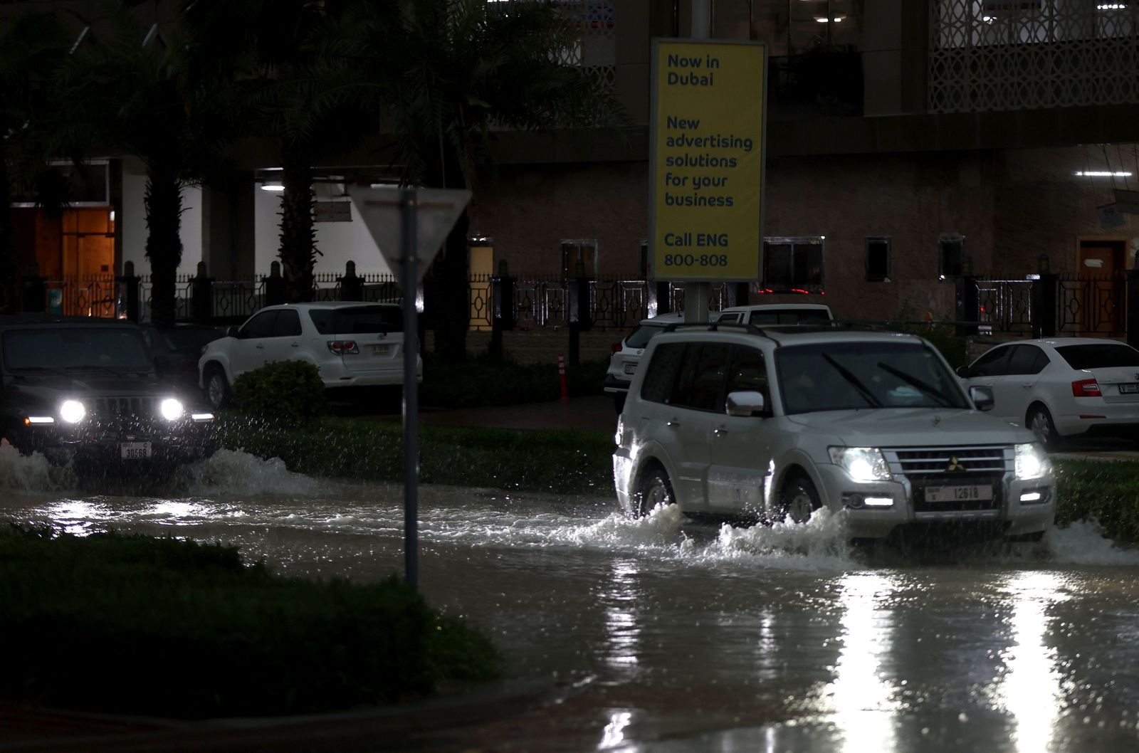 Las terribles y devastadoras lluvias en Emiratos Árabes Unidos