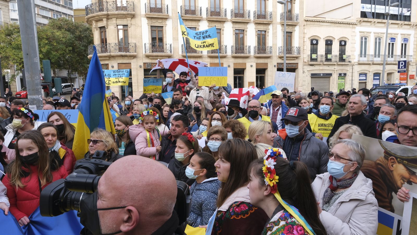 Fotogalería de las protestas contra la invasión rusa en Ucrania. Almería.