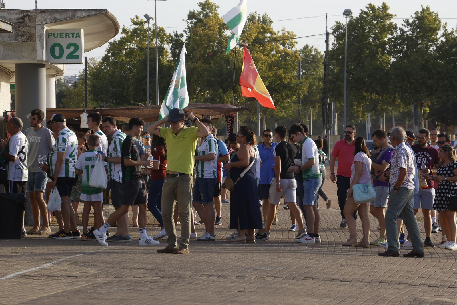 Las mejores fotos del ambientes en El Arcángel para el Córdoba CF - Rayo Vallecano