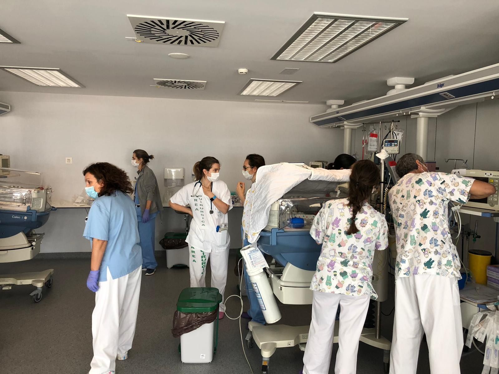 El Hospital Materno Infantil de Almería abre la UCI Pediátrica