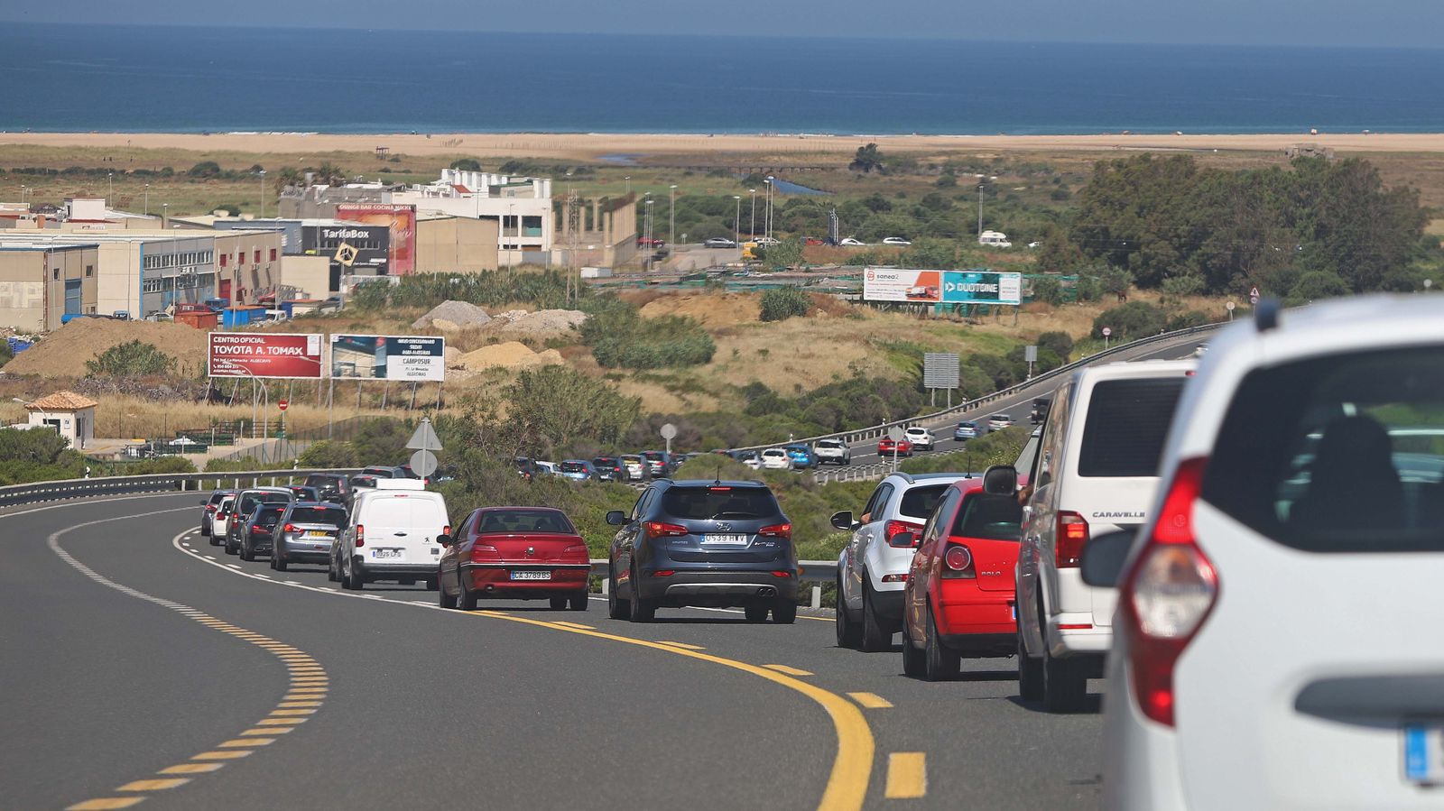 Restricciones de acceso a la playa de Bolonia