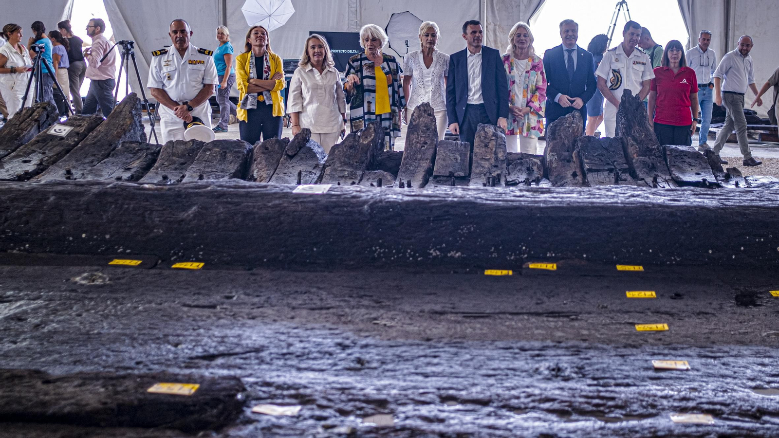 Las imágenes del pecio del siglo XVII (Delta I) rescatado en aguas de la Bahía de Cádiz