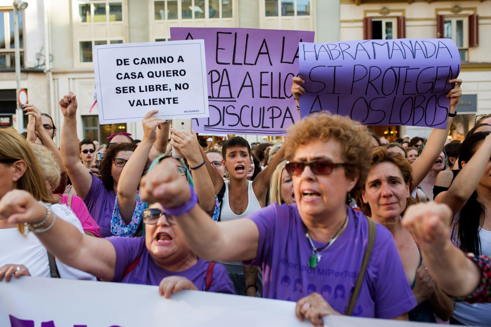 Manifestación en Málaga tras la puesta en libertad de los miembros de 'la Manada'.