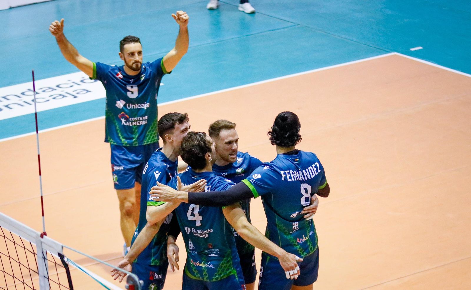 Las imágenes del Unicaja Costa de Almería-Leleman Conqueridor, primer partido del play off por el título de Superliga en Almería