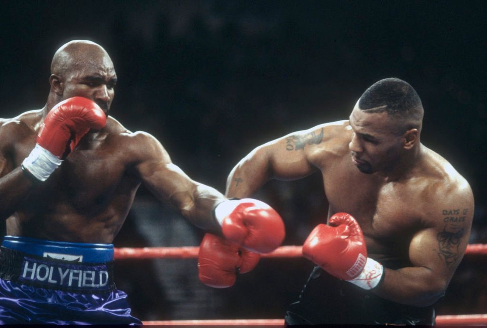 Holyfield  en un combate conta Tyson
