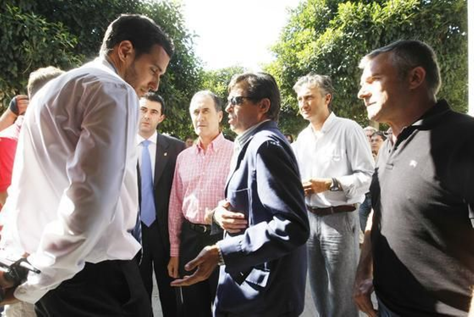 No empezó bien la tarde porque el Xerez no dejó entrar a Chapín a las emisoras de radio, que acudieron con un notario para levantar acta de la prohibición

Foto: Juan Carlos Toro