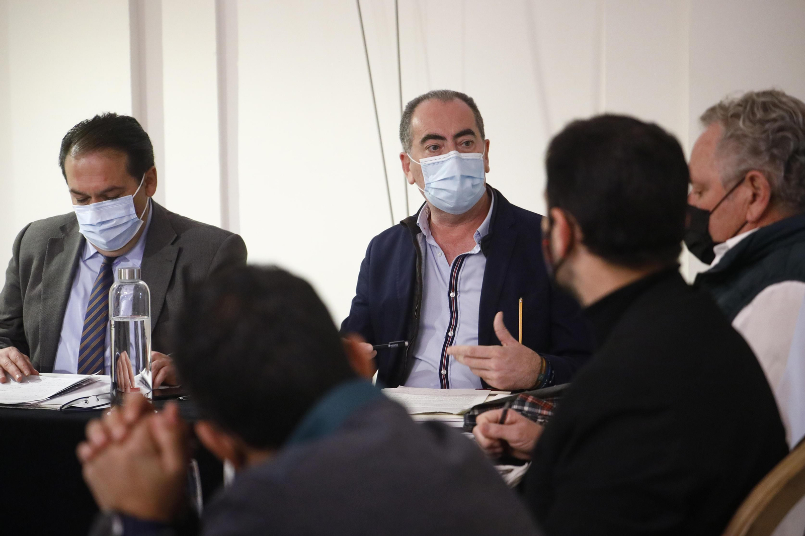 La mesa de redacción de 'el Día' sobre comercio digital, en fotografías
